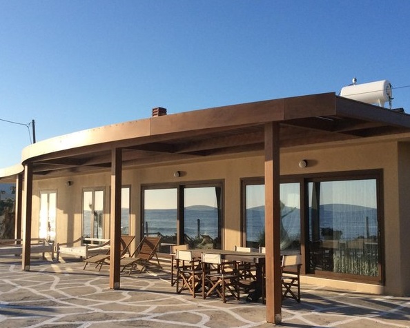 Large villa in Crete, sleeps 14