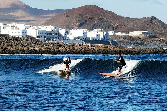 Lanzarote surfing