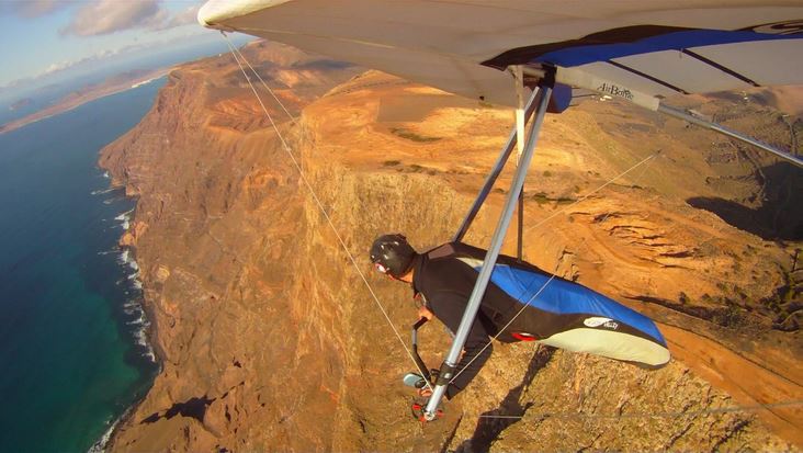 Lanzarote hand gliding