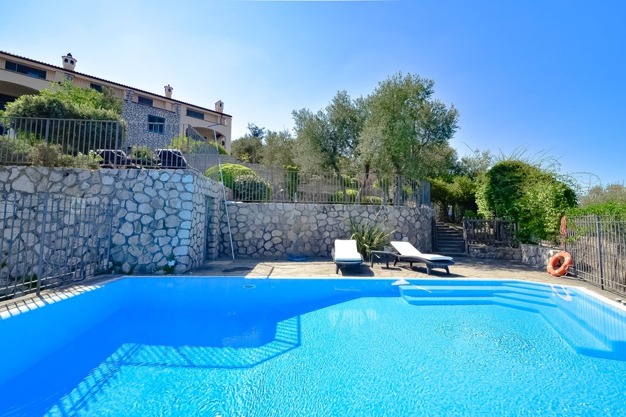Villa to rent in Sorrento, Italy with private pool 185263