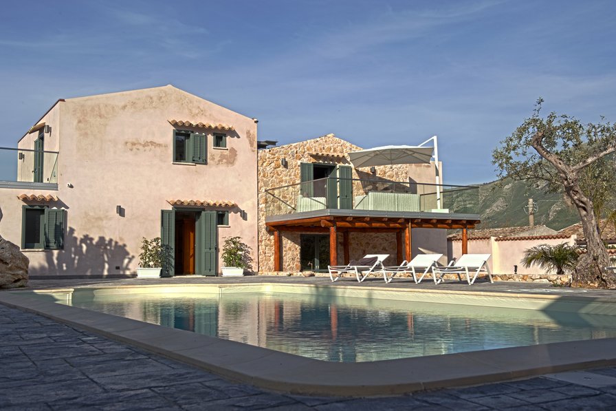 Villa to rent in Castellammare del Golfo, Sicily with private pool 185472