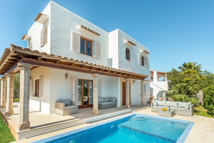 Villa to rent in Cala d'Or, Majorca with private pool 188091