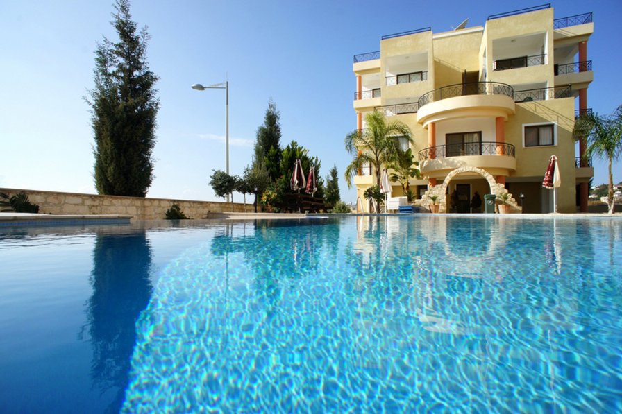 Apartment to rent in Paphos, Cyprus with swimming pool 227207