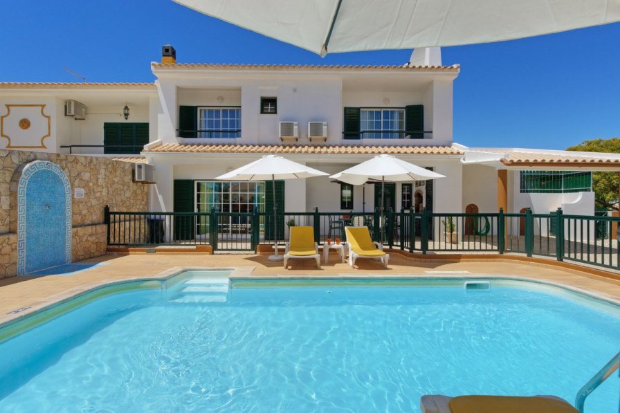 Villa to rent in Albufeira, Algarve with private pool 228352
