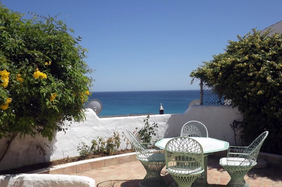 Villa to rent in Burgau, Algarve near beach 23589