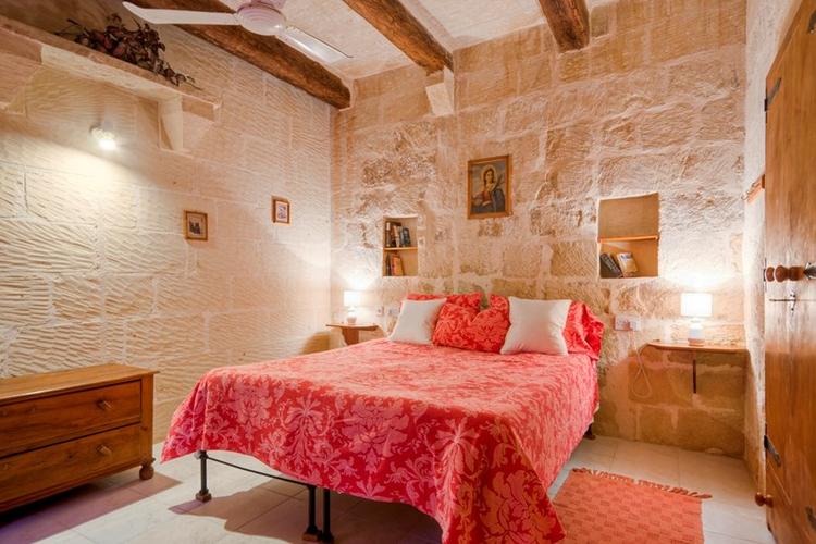 Farm house to rent in Santa Lucia, Malta with private pool 25565