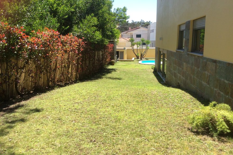 House to rent in Apúlia, Portugal with private pool 77165